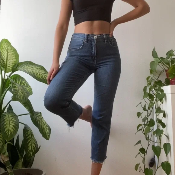 Vintage mid rise raw hem jeans - Picture 2 of 4